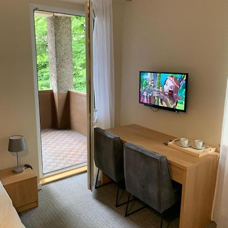 Vesna Rooms Mtp Poznan Exterior photo